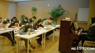 taptap官网正版苹果下载教师墙