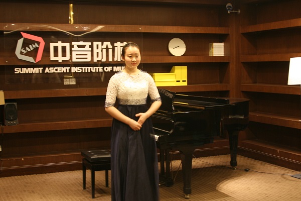 学唱歌什么是假声，如何唱假声？