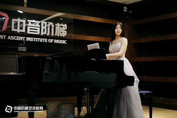 一对一钢琴培训的好处，哪家机构好?