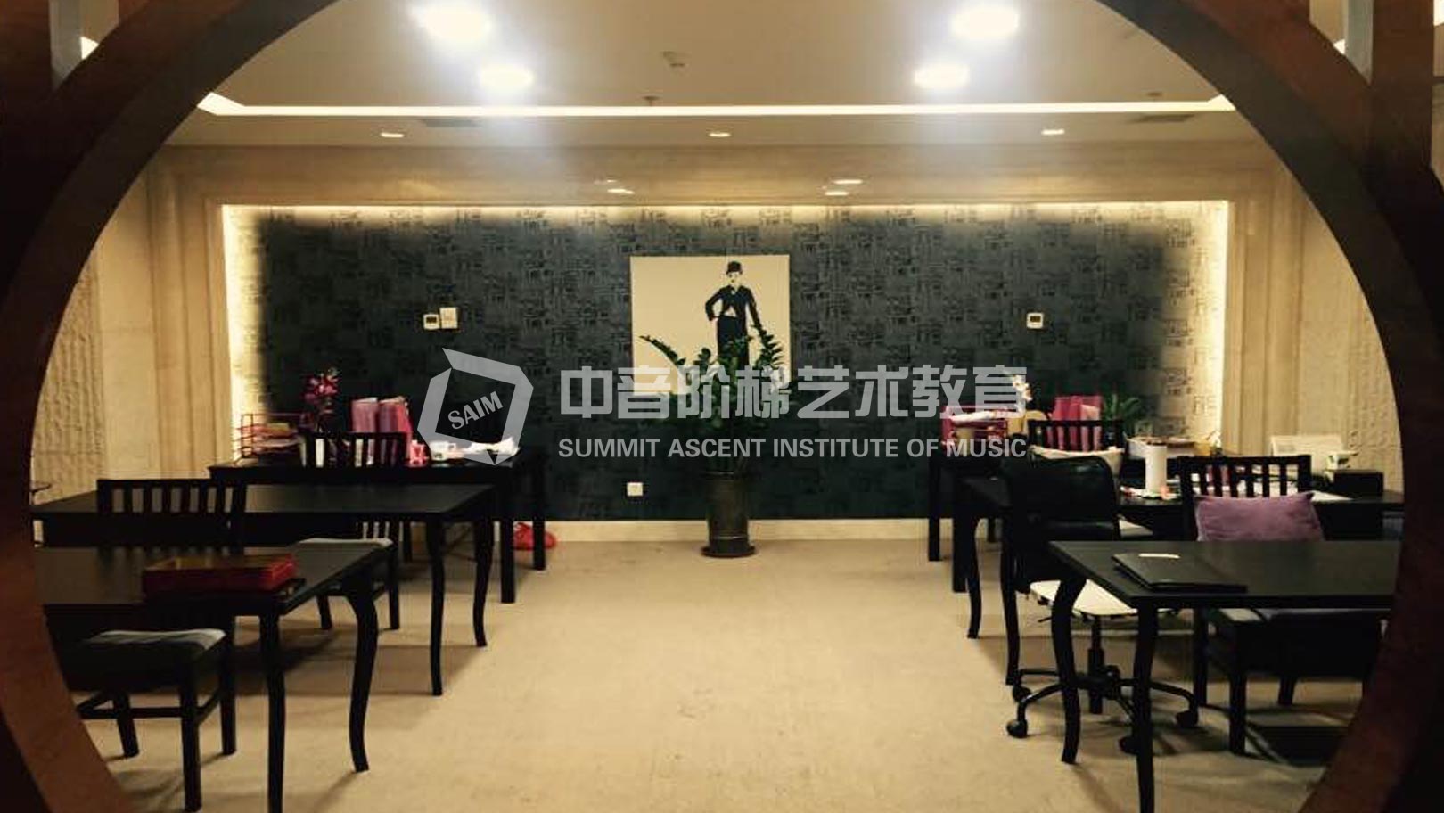 吉他难学吗,大概一年需要多少费用?