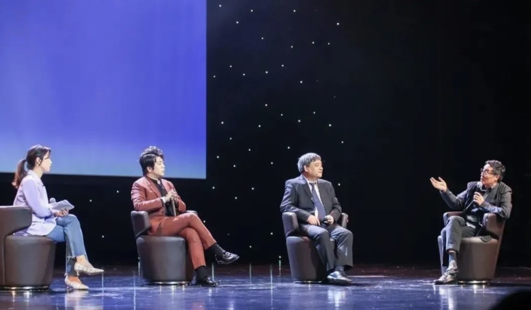 郎朗：我要失业了吗？清华教授：再过50年也不会！