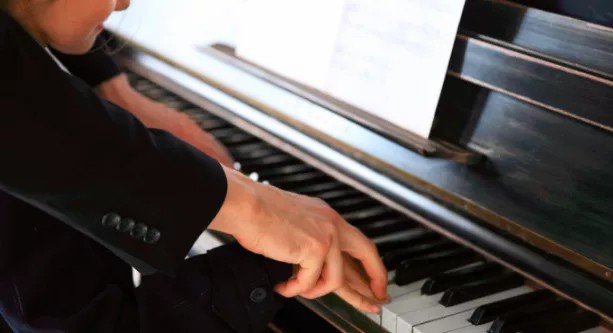 普通高中钢琴艺术生一般怎么考？