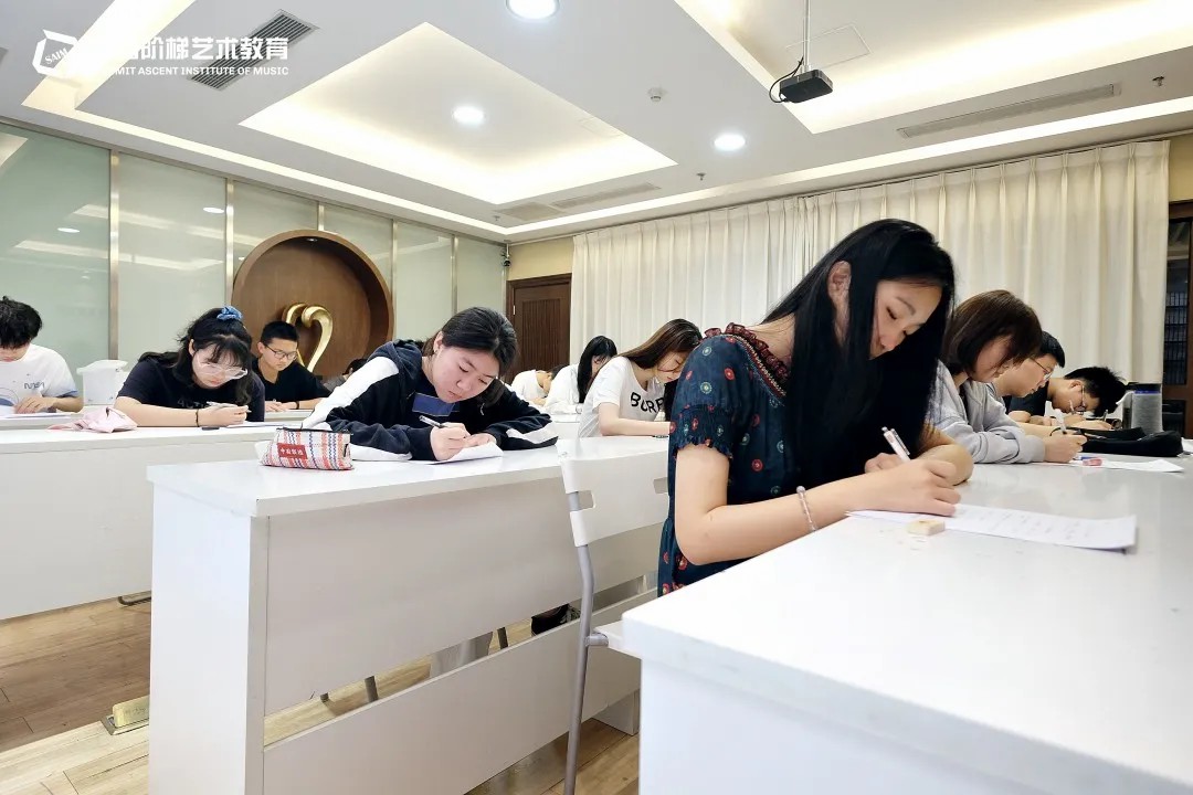 艺术类高考是什么？艺术类高考有哪些分类及优势？