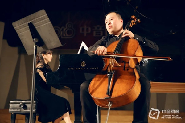 学大提琴的年龄什么时候好？小孩学大提琴的好处有哪些？