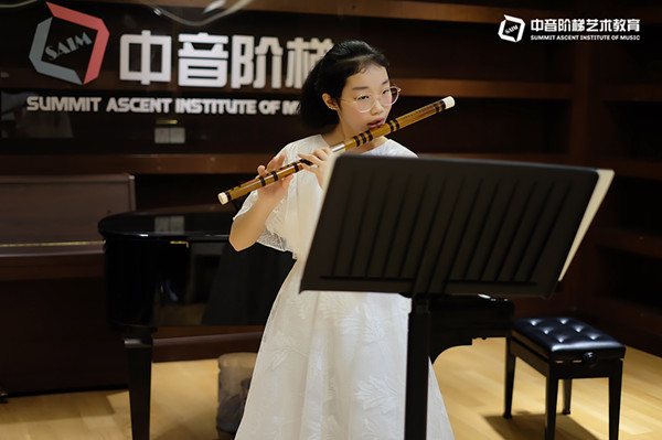 长笛的基本吹奏方法有什么？学习长笛需要注意什么？