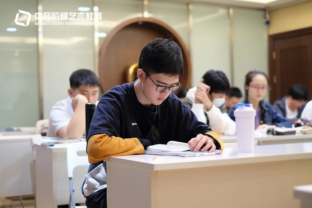 艺术类统考时间
