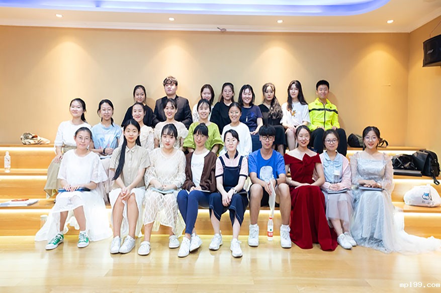 点点taptap娱乐平台学员学习生活展示