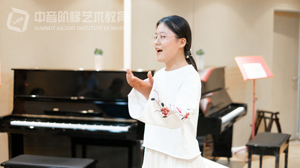 学声乐有什么就业前景？学声乐的基本步骤有哪些？