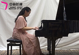 钢琴演奏-朱韵丹
