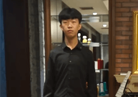 钢琴演奏-罗裕麒